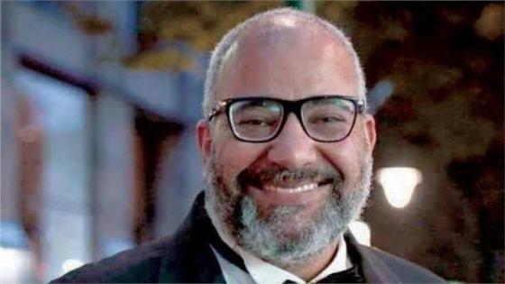 الفنانة ليلى علوي تتزوج الفنان بيومي فؤاد ضمن أحداث فيلم ماما حامل
