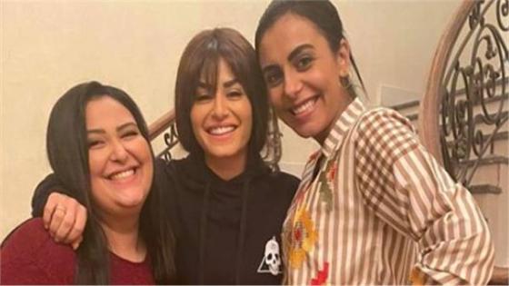 استكمال تصوير مسلسل هي وفريق العمل في فيلا وفاء عامر