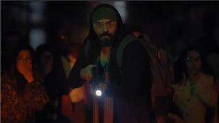 أحمد صلاح حسني ينجو بجميع فريق عمل مسلسل كوفيد 25 ضمن الأحداث