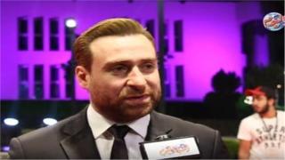 الفنان نضال الشافعي يصرح بانه لم يقوم بالاستعانة بدوبلير بفيلم زنزانة 7